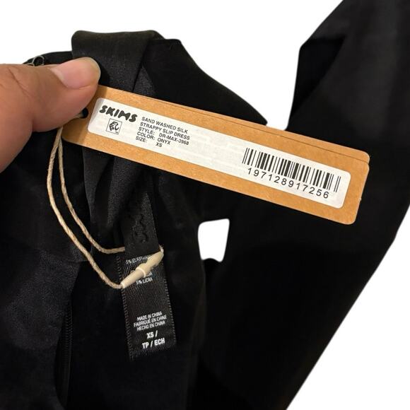 New Skims Black Sand Washed Cut Out Silk Strappy Slip Maxi Dress Size XS - Picture 4 of 6